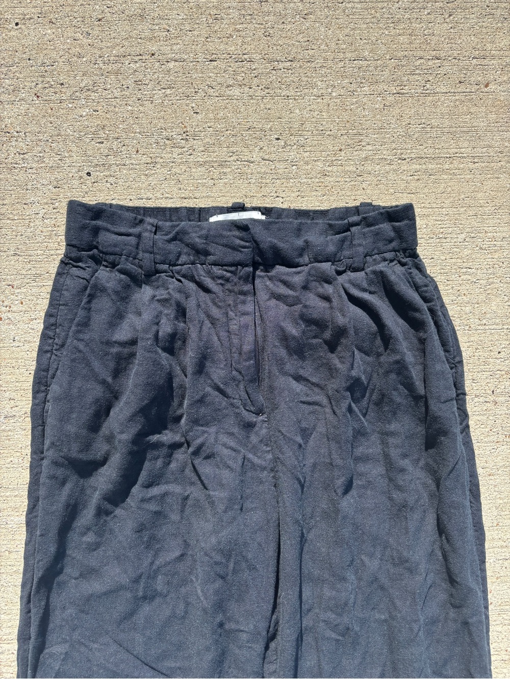 Black Abercrombie & Fitch Linen Pants โ Short - Picture 4 of 9